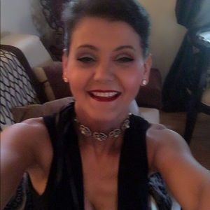 Meet your Posher, Maria